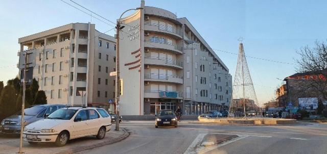 Appartement Sladjawing2 à Jagodina Extérieur photo