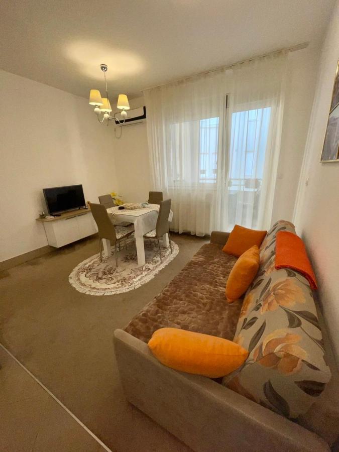Appartement Sladjawing2 à Jagodina Extérieur photo